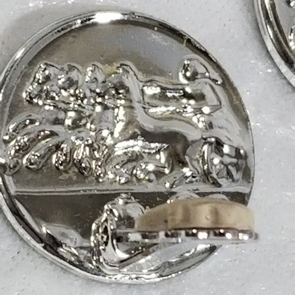 Sarah Cov. clip on patented one inch earrings 1.1437 - Picture 13 of 16